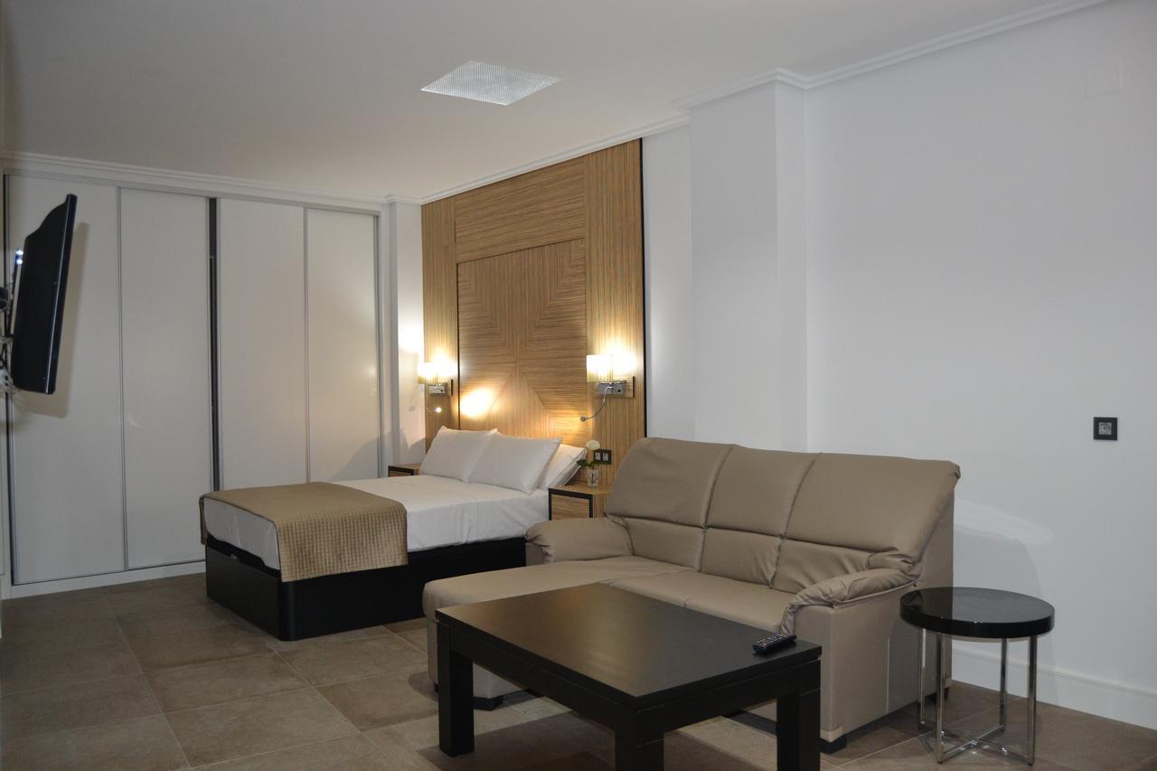 Apartamentos Las Palmeras ปัลมา เดล ริโอ ภายนอก รูปภาพ